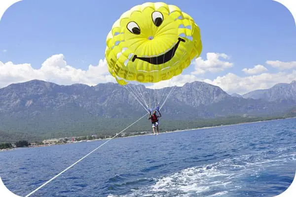 جولة Parasailing