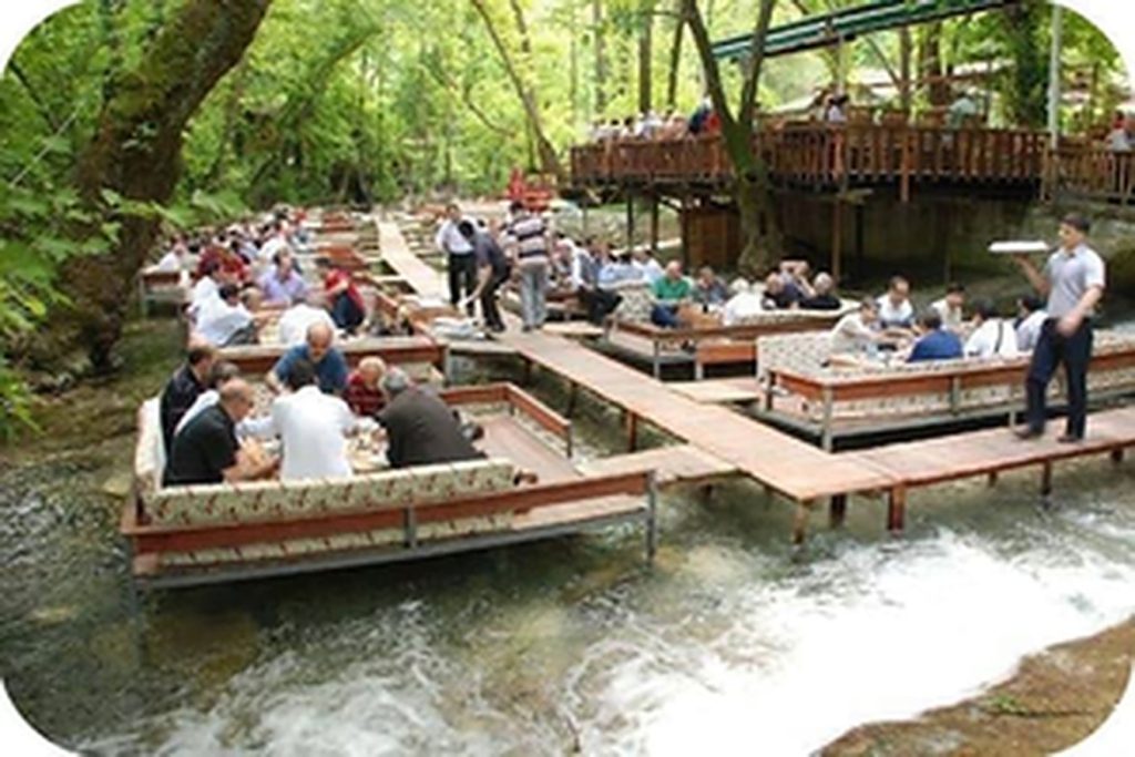 RIVERSIDE LUNCH
