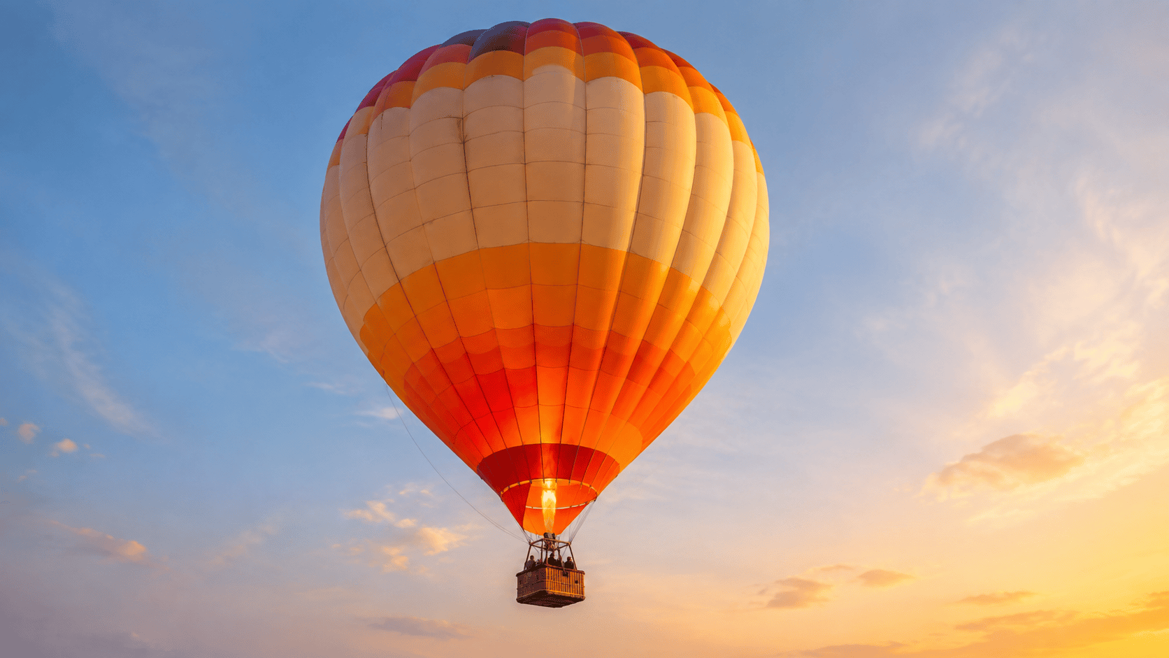Pamukkale Hot Air Balloon: Sunrise Over the White Terraces