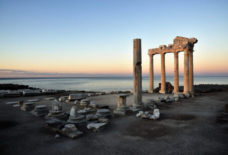 Side & Manavgat: History, Nature & Shopping